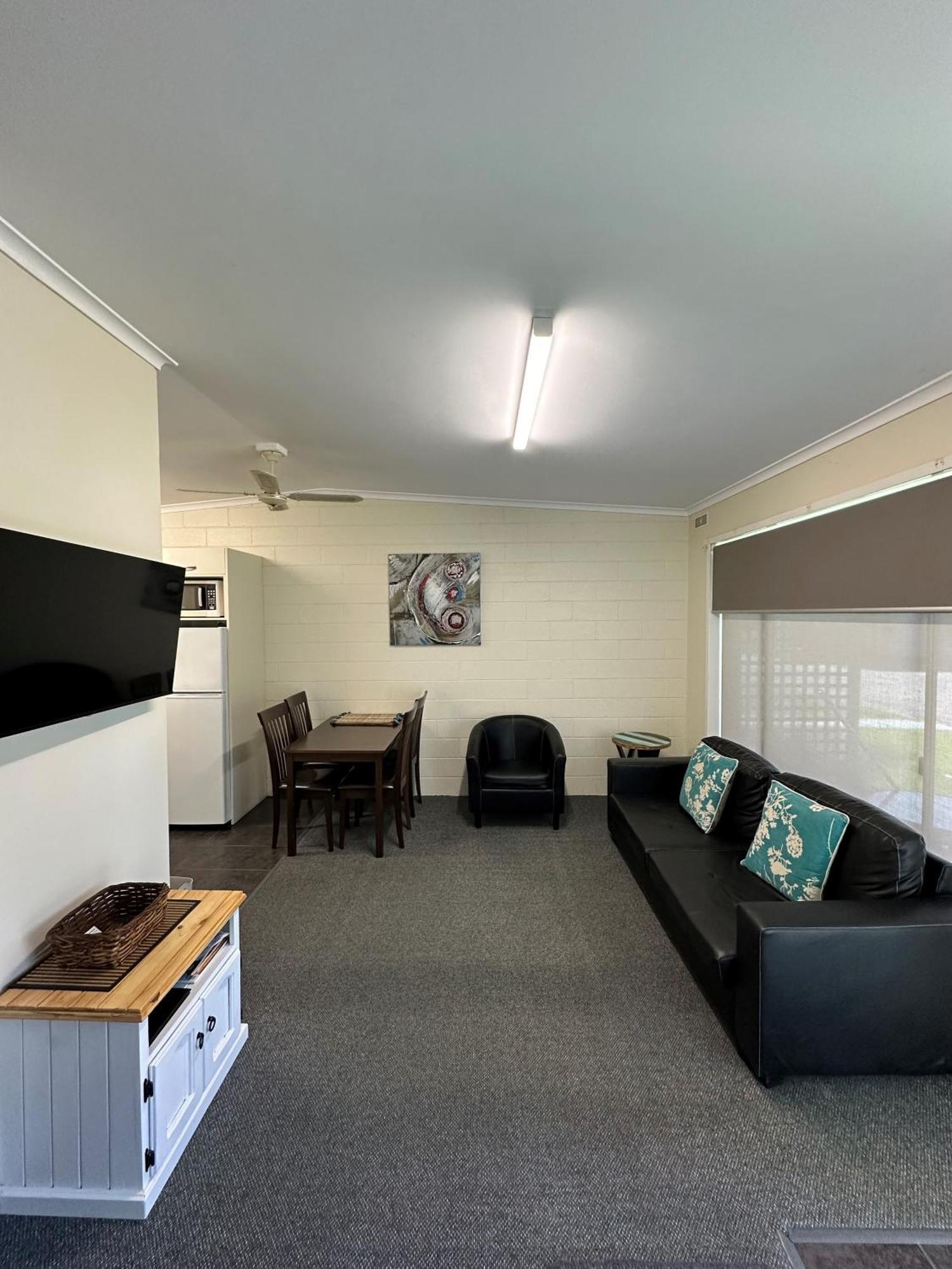 The Silver Bream Motel & Self Contained Units マラクータ エクステリア 写真