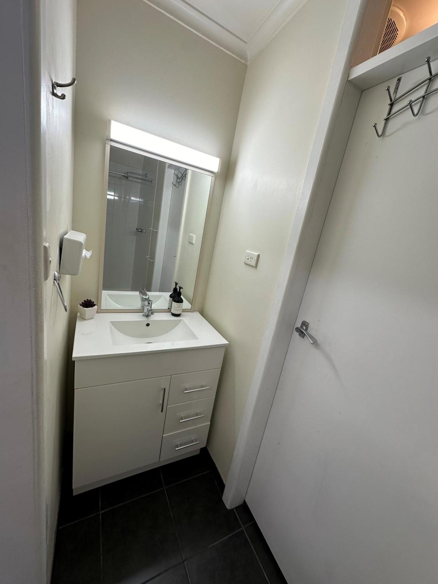 The Silver Bream Motel & Self Contained Units マラクータ エクステリア 写真
